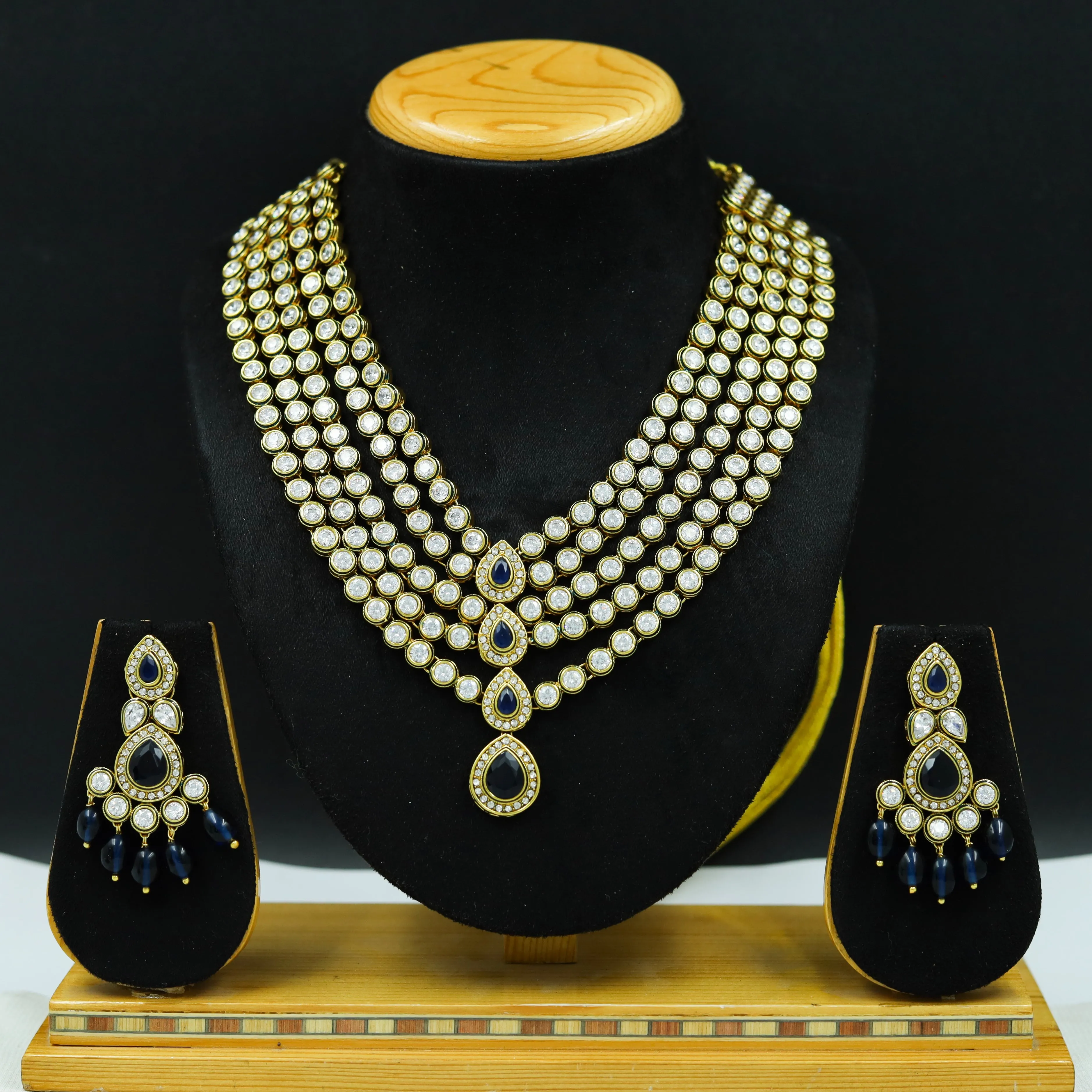 Round Neck Polki Necklace Set 3519-21