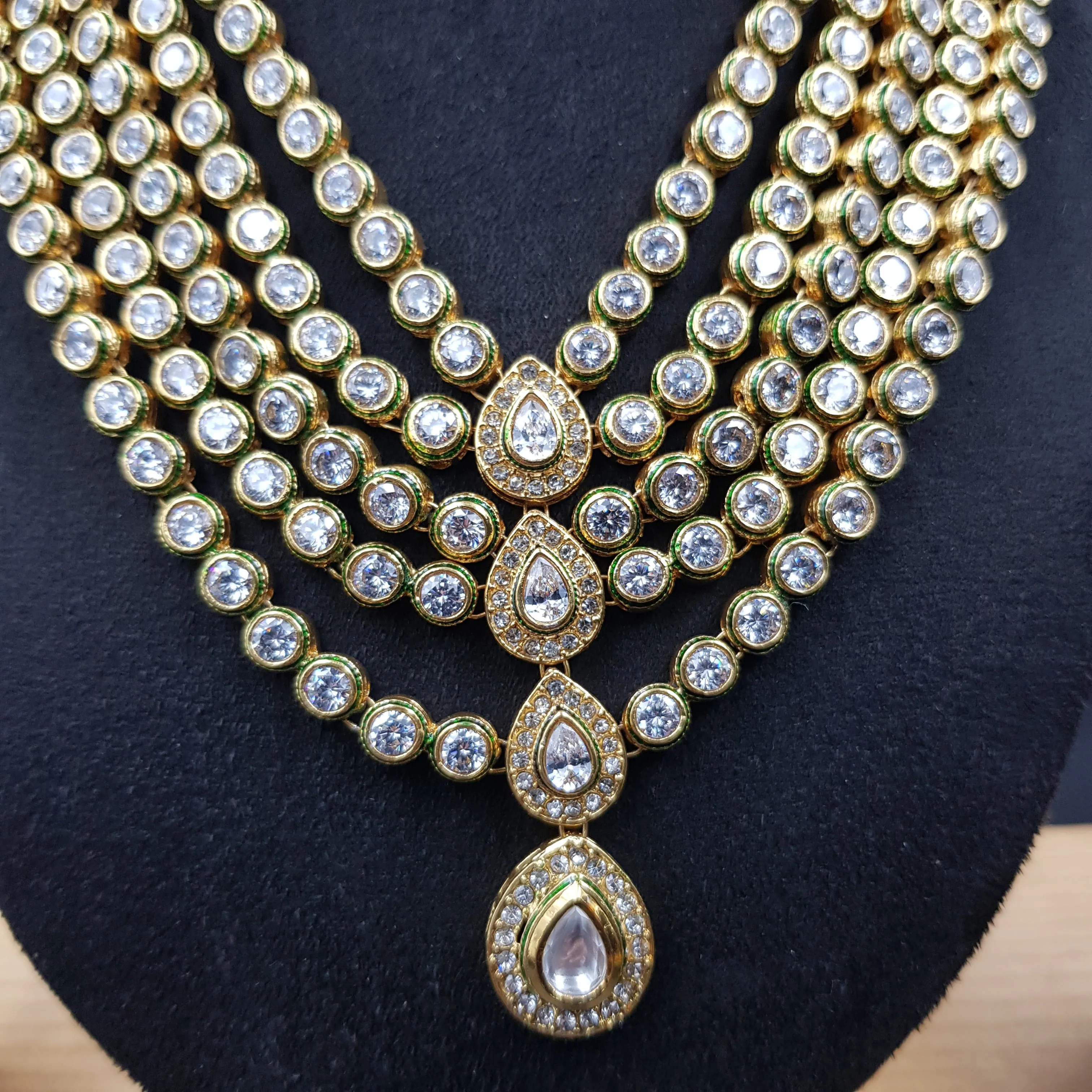 Round Neck Polki Necklace Set 3519-21