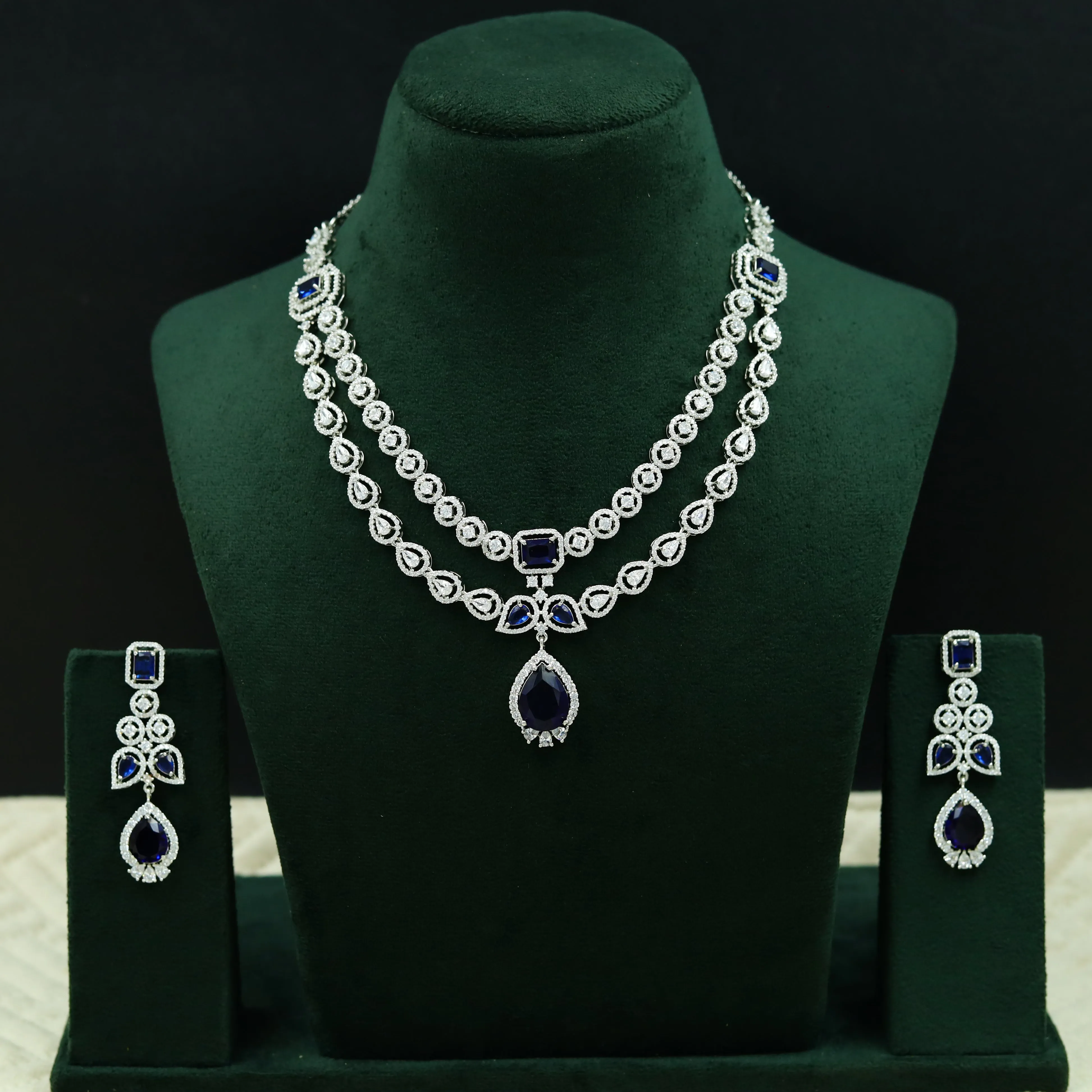 Round Neck Zircon/AD Necklace Set 12941-31