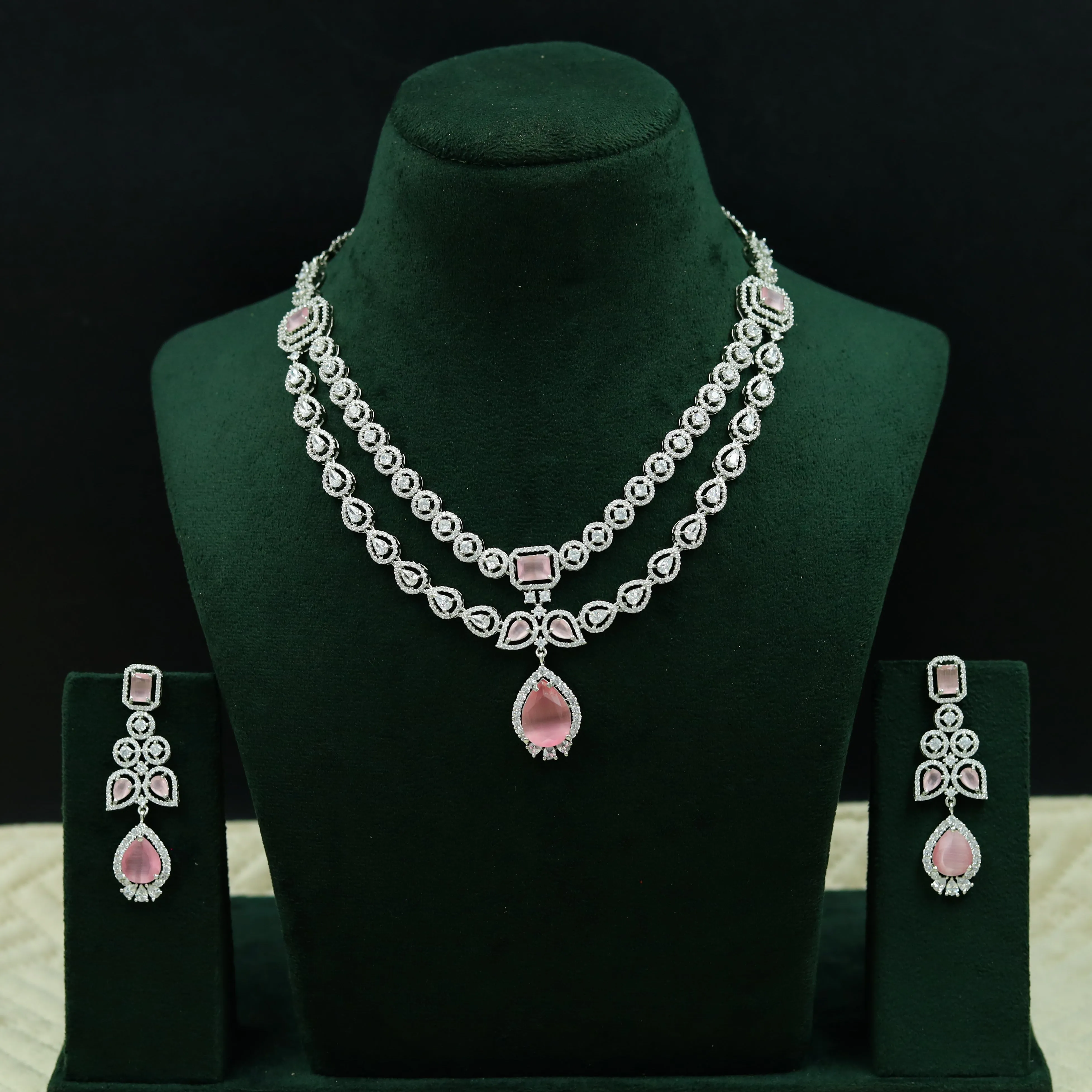 Round Neck Zircon/AD Necklace Set 12941-31